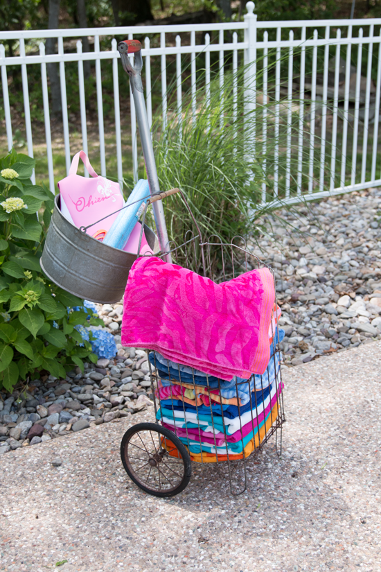 10 Minute Ideas - Organizing Your Pool Area Vintage Style